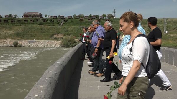 Չաուշի գերեզման, Մուշ, Անի, Կարս. Համահայկական խաղերու ջահը կը շրջի հինաւուրց քաղաքներով Չաուշի գերեզման, Մուշ, Անի, Կարս. Համահայկական խաղերու ջահը կը շրջի հինաւուրց քաղաքներով - Sputnik Արմենիա