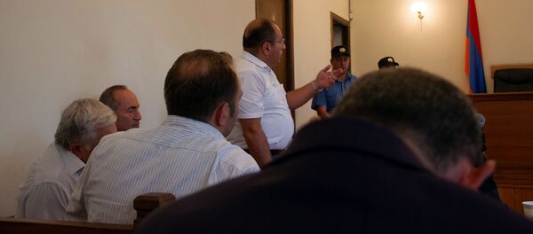 Выступление адвоката Айка Алумяна на судебном заседании по делу 1 марта (14 июня 2019). Еревaн Выступление адвоката Айка Алумяна на судебном заседании по делу 1 марта (14 июня 2019). Еревaн - Sputnik Արմենիա