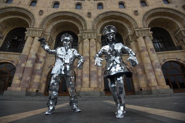 Уезжать из Армении – сумасшествие: россиянка так полюбила Ереван, что открыла тут бизнес Уезжать из Армении – сумасшествие: россиянка так полюбила Ереван, что открыла тут бизнес - Sputnik Армения