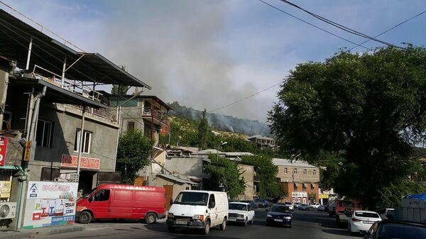 Հրդեհ Երևանում. հեռուստաաշտարակի հարակից տարածքից ծուխ է բարձրանում. լուսանկարներ - Sputnik Արմենիա