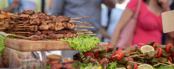 Павильон национальной еды на фестивале еды Утест Фест в Ереване Павильон национальной еды на фестивале еды Утест Фест в Ереване - Sputnik Армения