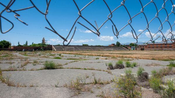 Футбольное поле в Эчмиадзине - Sputnik Армения