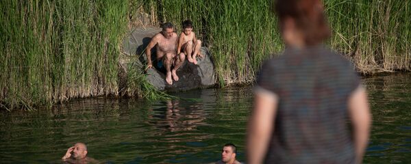 Мертвое озеро в Ереване Мертвое озеро в Ереване - Sputnik Армения