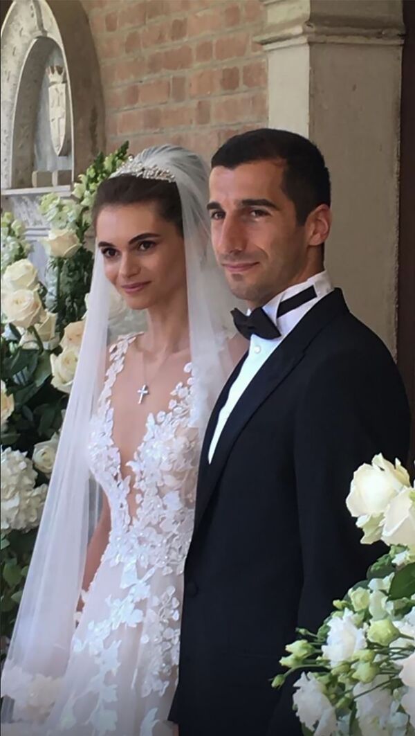 Երիտասարդ և սիրահարված. հայկական շոու բիզնեսի և սպորտի 5 ամենագեղեցիկ զույգերը - Sputnik Արմենիա