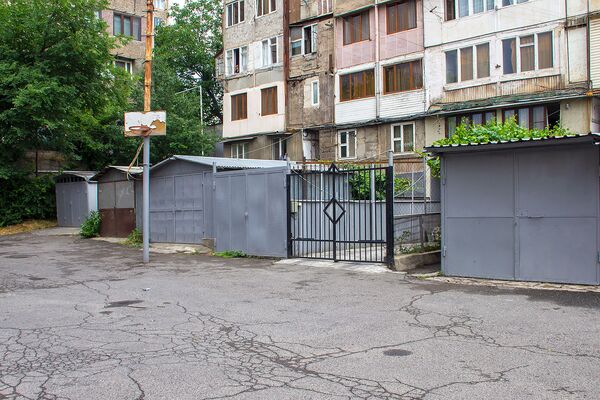 Նոր Նորքի Ստեփանյան 16 հասցեն Նոր Նորքի Ստեփանյան 16 հասցեն - Sputnik Արմենիա