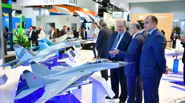 Президент Армен Саркисян на международном аэрокосмическом салоне Paris Air Show 2019 (19 июня 2019). Ле Бурже - Sputnik Армения