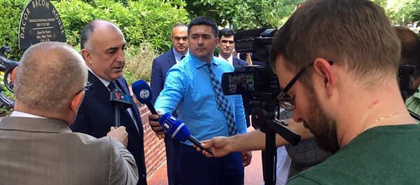 Министр иностранных дел Азербайджана Эльмар Мамедъяров на брифинге по итогам встречи с Зограбом Мнацаканяном (20 июня 2019). Вашингтон - Sputnik Армения