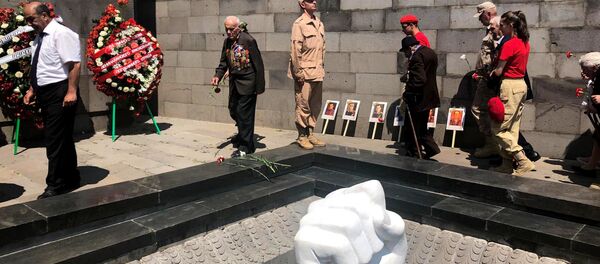 В Гюмри почтили память жертв Великой Отечественной войны - Sputnik Արմենիա