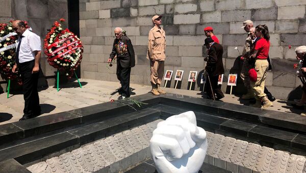 В Гюмри почтили память жертв Великой Отечественной войны - Sputnik Армения