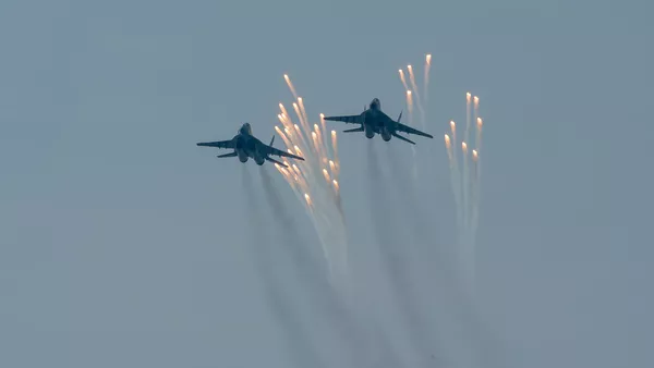 Авиашоу на военном аэродроме Эребуни - Sputnik Армения
