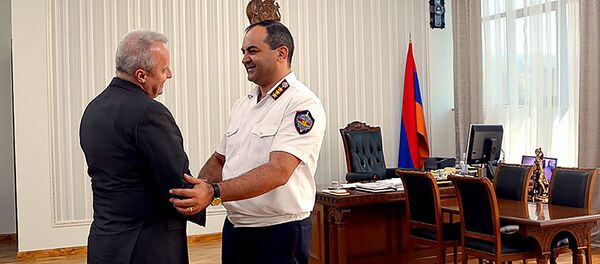 Генеральный прокурор Армении Артур Давтян встретился с Чрезвычайным и Полномочным послом России в Армении Сергеем Копыркиным (25 июня 2019). Еревaн - Sputnik Արմենիա