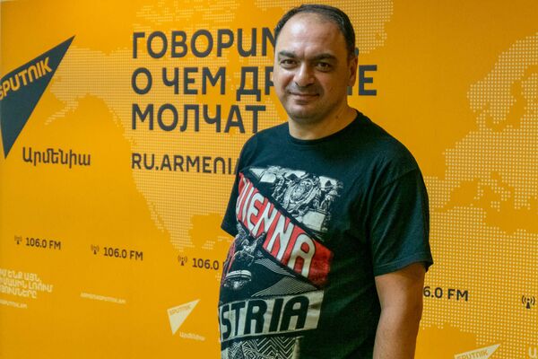 Капкан Facebook и трафик: главы армянских медиа и российский эксперт вступили в заговор - Sputnik Армения