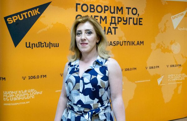 Капкан Facebook и трафик: главы армянских медиа и российский эксперт вступили в заговор - Sputnik Армения