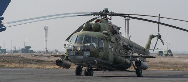 Авиашоу на военном аэродроме Эребуни. Вертолет МИ-24 - Sputnik Армения