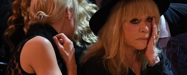 Алла Пугачева и Кристина Орбакайте на прощании с Иосифом Кобзоном - Sputnik Արմենիա