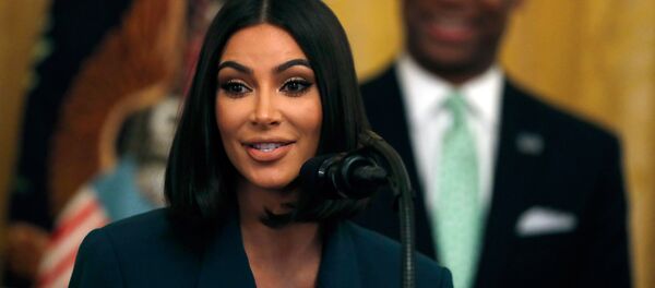 Выступление Ким Кардашьян-Уэст о предоставлении второго шанса в Восточной комнате Белого дома (13 июня 2019). Вашингтон - Sputnik Արմենիա