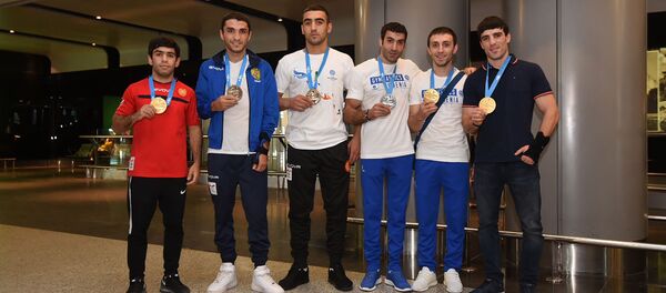 Армянские медалисты Вторых Европейских игр вернулись в Армению (1 июля 2019). Еревaн Армянские медалисты Вторых Европейских игр вернулись в Армению (1 июля 2019). Еревaн - Sputnik Արմենիա