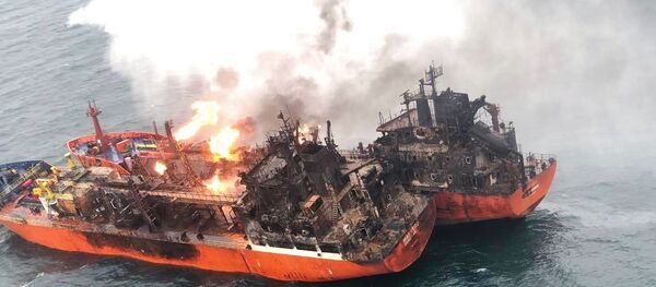 Тушение пожара на танкерах в Керченском проливе - Sputnik Արմենիա