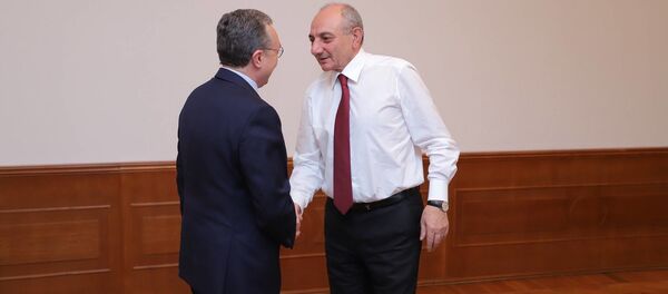 Встреча главы МИД Зограба Мнацаканяна с президентом Карабаха Бако Саакяном (4 июля 2019). Степанакерт - Sputnik Армения