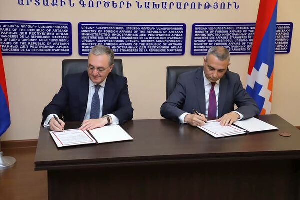 Հայաստանի ու Արցախի արտգործնախարարները համատեղ խորհրդակցությունների պլան են մշակել Հայաստանի ու Արցախի արտգործնախարարները համատեղ խորհրդակցությունների պլան են մշակել - Sputnik Արմենիա