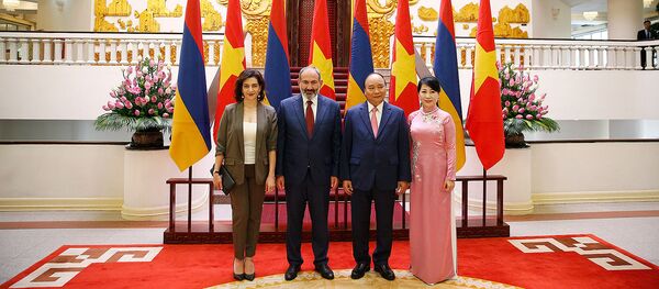 Анна Акопян встретилась с супругой премьер-министра Вьетнама Тран Нгует Ту (5 июля 2019). Ханой - Sputnik Արմենիա