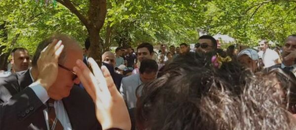 Քարահունջ թթի փառատոն։ Պարում է Արմեն Սարգսյանը - Sputnik Армения