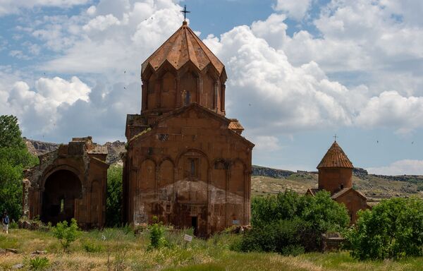 Հեղնար աղբյուրի անմահական ջուրը և Մարմաշենի գաղտնիքները. ինչ են թաքցնում Ախուրյանի ափերը - Sputnik Արմենիա
