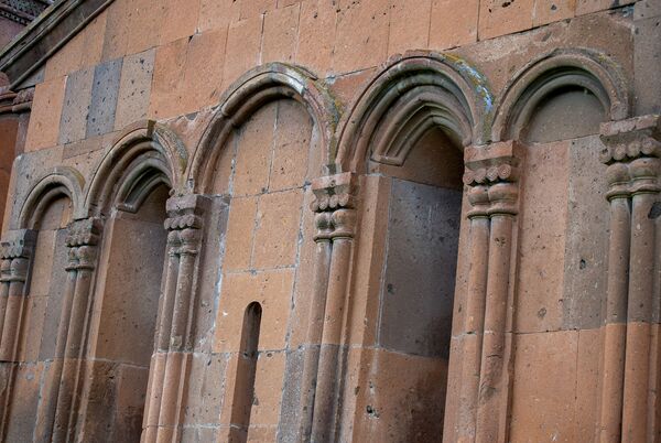 Секретная вода родника Эгнар и тайны Мармашена – что скрывают берега реки Ахурян Секретная вода родника Эгнар и тайны Мармашена – что скрывают берега реки Ахурян - Sputnik Армения