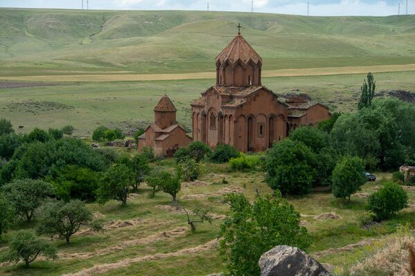 Подземные ходы до древнего Ани и самая опасная змея: что есть в Шираке, чего нет нигде? - Sputnik Армения