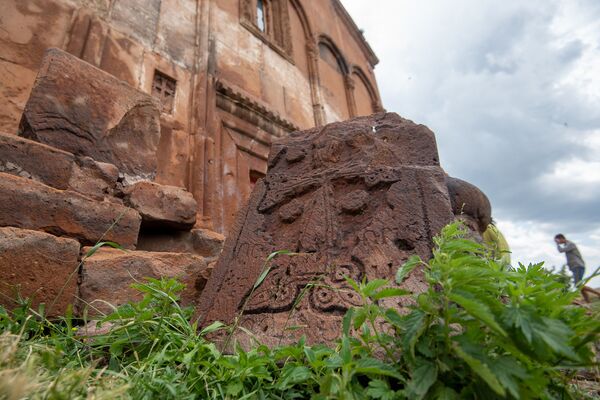 Հեղնար աղբյուրի անմահական ջուրը և Մարմաշենի գաղտնիքները. ինչ են թաքցնում Ախուրյանի ափերը - Sputnik Արմենիա