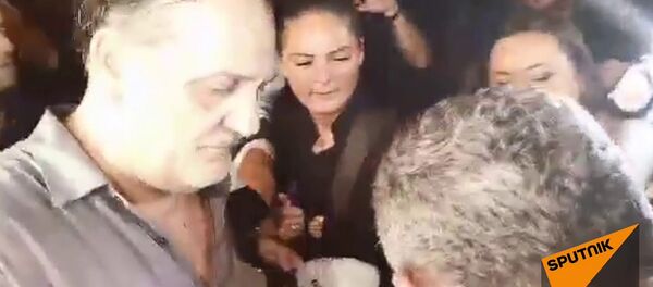 Сотрудник Rustavi2 в знак протеста покинул телеканал - Sputnik Армения