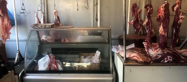 Руководитель Государственной службы по безопасности пищевых продуктов Георгий Аветисян провел санитарные проверки в Гюмри (9 июля 2019). Гюмри - Sputnik Արմենիա