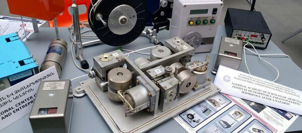 Приборы, созданные в Институте геофизики и инженерной сейсмологии (ИГИС), г. Гюмри Приборы, созданные в Институте геофизики и инженерной сейсмологии (ИГИС), г. Гюмри - Sputnik Армения