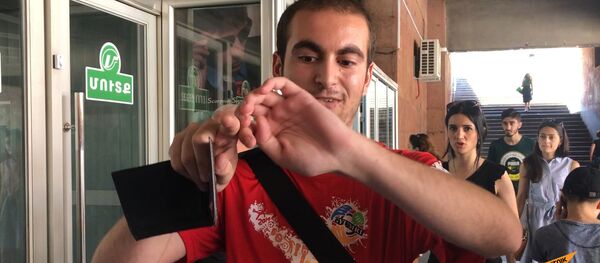 Очевидец рассказал о ситуации в ереванском метро - Sputnik Армения