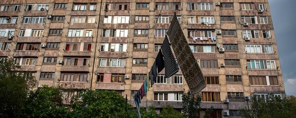 Жилое здание в Ереване Жилое здание в Ереване - Sputnik Армения