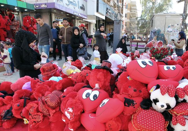 День Святого Валентина в Ираке - Sputnik Армения