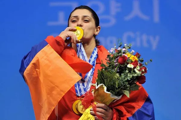 Самые выдающиеся армянские спортсменки, или Как слабый пол доказывает силу Самые выдающиеся армянские спортсменки, или Как слабый пол доказывает силу - Sputnik Армения