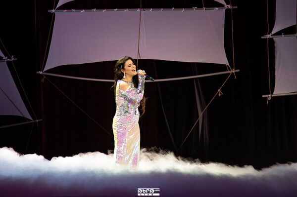 Սոֆի Դևոյանը նշեց 70-ամյա հոբելյանը. ինչն էր ամենաշատը հուզել պարուհուն. լուսանկարներ Սոֆի Դևոյանը նշեց 70-ամյա հոբելյանը. ինչն էր ամենաշատը հուզել պարուհուն. լուսանկարներ - Sputnik Արմենիա