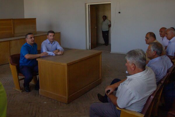 Клинч между властями и хозяевами пляжей: битва за Севан разгорелась не на шутку - Sputnik Армения