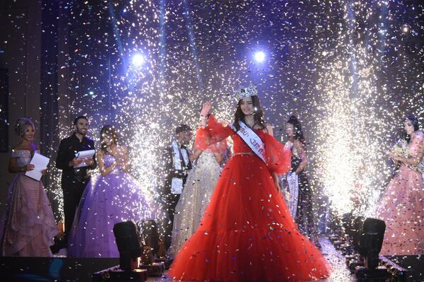 Армению на Мисс Мира будет представлять роскошная модель из Еревана — фото Армению на Мисс Мира будет представлять роскошная модель из Еревана — фото - Sputnik Армения