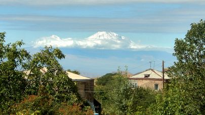 Вид Арарата с села Хачик