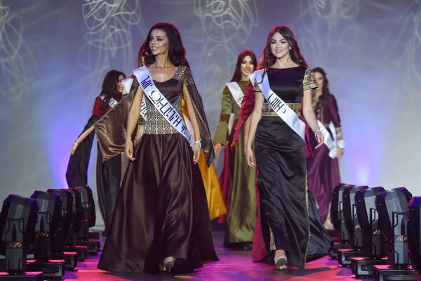 Ովքեր են «Միսս Աշխարհ Արմենիայի» լավագույն 5-յակի գեղեցկուհիները.մանրամասներ նրանց կյանքից Ովքեր են «Միսս Աշխարհ Արմենիայի» լավագույն 5-յակի գեղեցկուհիները.մանրամասներ նրանց կյանքից - Sputnik Արմենիա