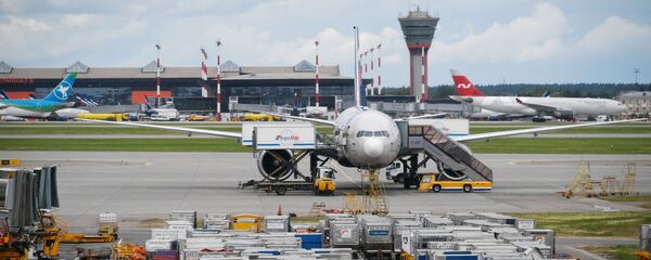 Самолет в аэропорту Шереметьево.  - Sputnik Армения