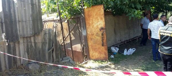 Сотрудники правоохранительных органов изучают место преступления (19 июля 2019). Сисиан Сотрудники правоохранительных органов изучают место преступления (19 июля 2019). Сисиан - Sputnik Армения