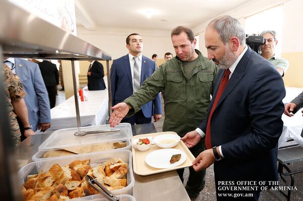 Самолеты, питание, зарплаты и не только: каким был 2019 год для Армянской армии Самолеты, питание, зарплаты и не только: каким был 2019 год для Армянской армии - Sputnik Армения