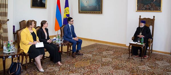 Католикос Гарегин второй принял министра юстиции Рустама Бадасяна (19 июля 2019). Эчмиадзин - Sputnik Արմենիա