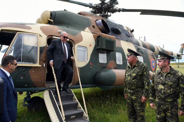 Նորաձև լոռեցիք զարմացրին նախագահին, զույգը հարսանիքի հրավիրեց, տատիկը` հանգստի - Sputnik Արմենիա