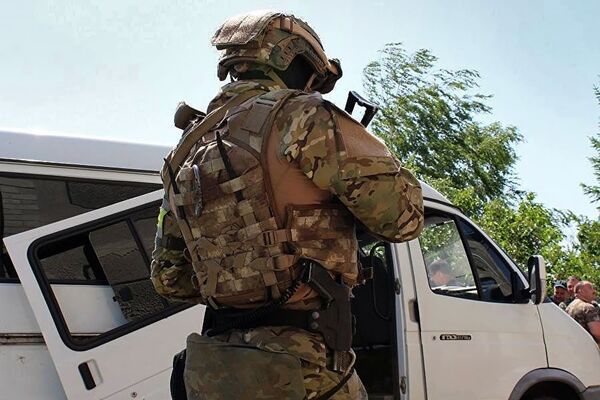 Беспредел батальона Азов: как в секретной тюрьме СБУ истязали пленных Беспредел батальона Азов: как в секретной тюрьме СБУ истязали пленных - Sputnik Армения