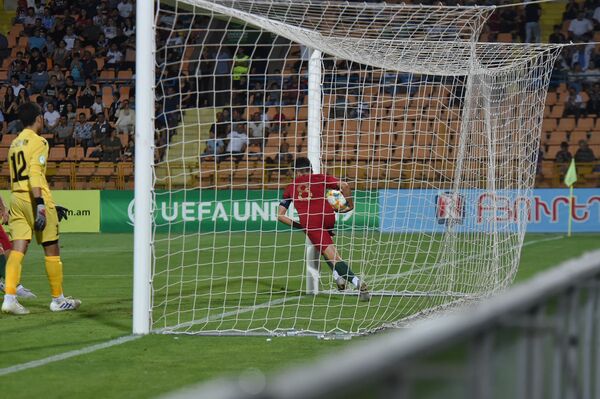 Հայաստանի հավաքականը խոշոր հաշվով պարտվեց, Պորտուգալիան դուրս եկավ կիսաեզրափակիչ Հայաստանի հավաքականը խոշոր հաշվով պարտվեց, Պորտուգալիան դուրս եկավ կիսաեզրափակիչ - Sputnik Արմենիա