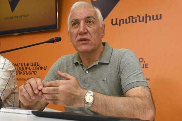 Աղբահանությունից մինչև բնակֆոնդ. Երևանի նախկին քաղաքապետը` խնդիրների և մեղավորների մասին - Sputnik Արմենիա